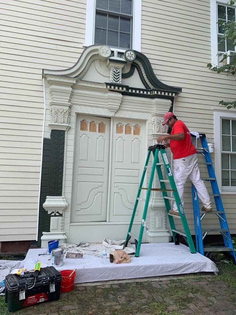 Why Hire a Licensed & Insured Painting Contractor